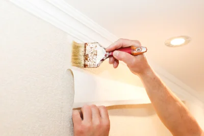 Pose de papier peint à Trébrivan — revêtements muraux et toiles de verre